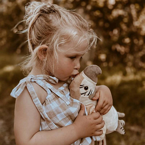 Говорящий попугай Mrs. Ertha "Pierre Nude", персиковая пудра, 23 см